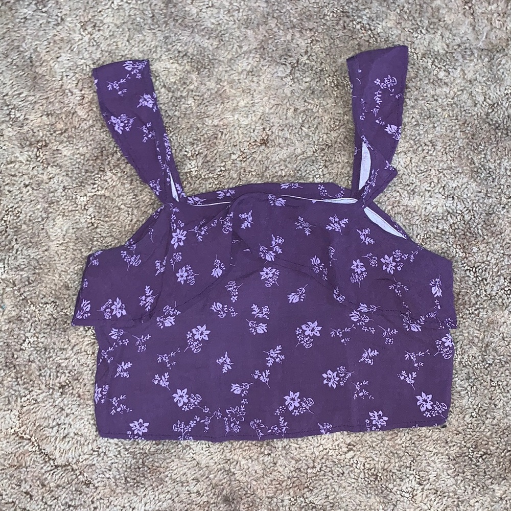 Ivy and Main tank top